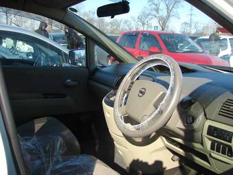 2003 Nissan Presage Pictures