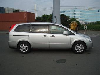 2003 Nissan Presage Pictures