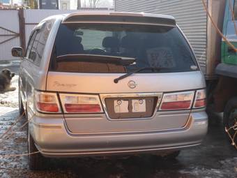 2003 Nissan Presage Photos