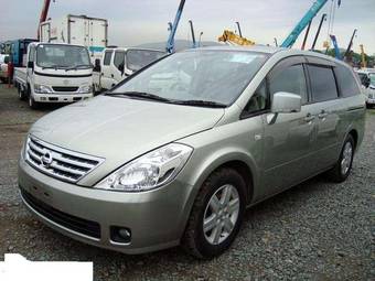 2003 Nissan Presage Pictures