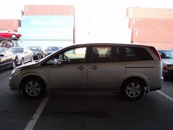 2003 Nissan Presage Photos