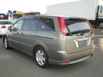2003 Nissan Presage Photos