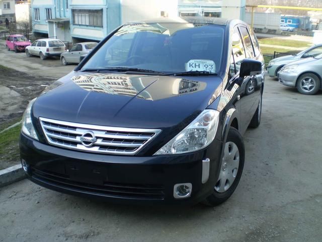 2004 Nissan Presage