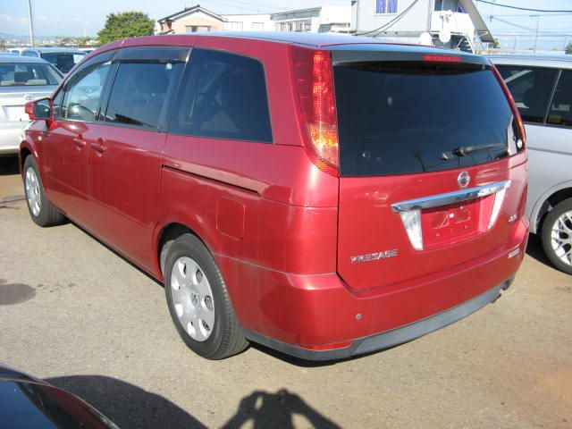 2004 Nissan Presage