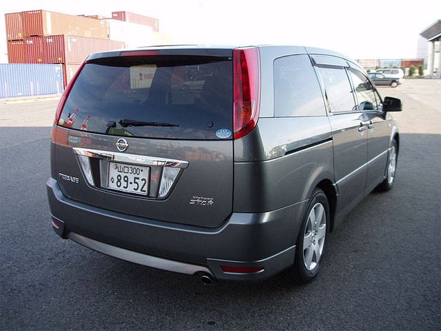 2004 Nissan Presage