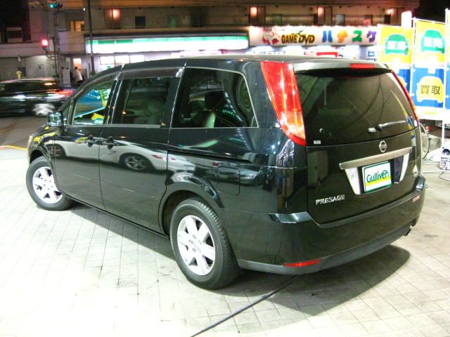 2004 Nissan Presage