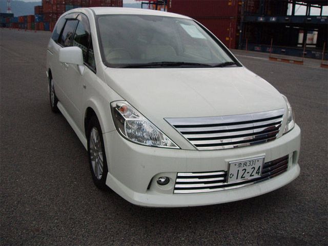 2004 Nissan Presage