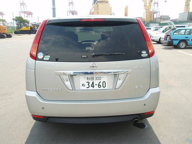 2004 Nissan Presage