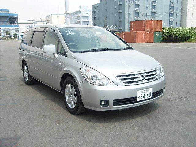 2004 Nissan Presage