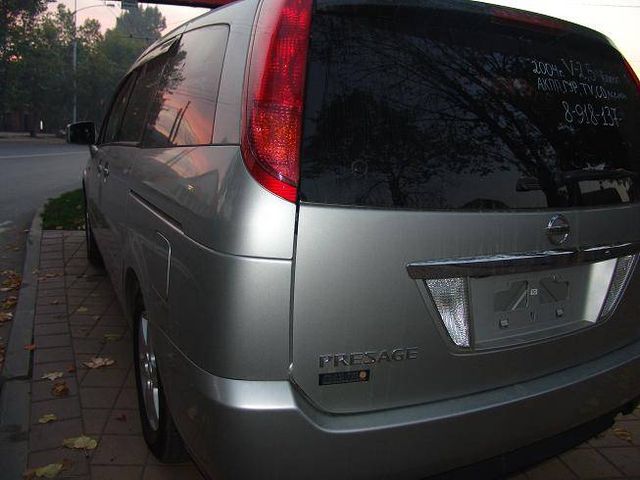 2004 Nissan Presage