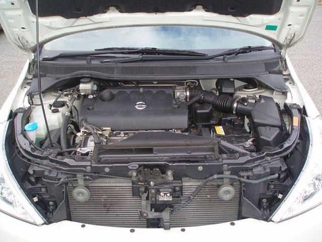 2004 Nissan Presage