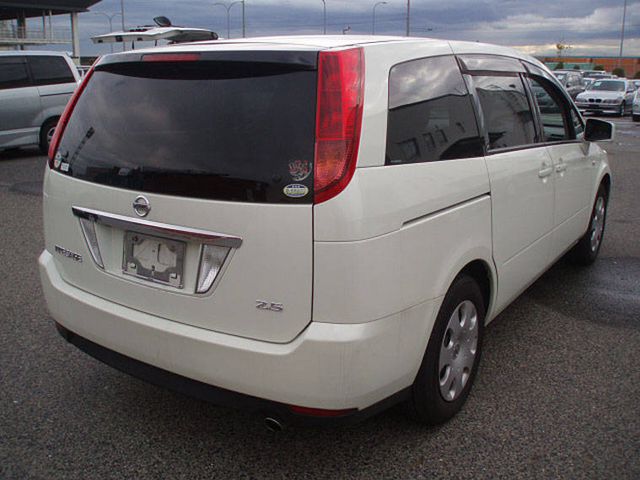 2004 Nissan Presage