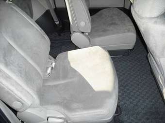 2004 Nissan Presage Pictures