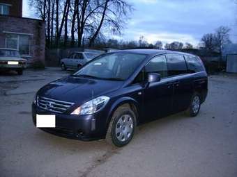 2004 Nissan Presage Pics