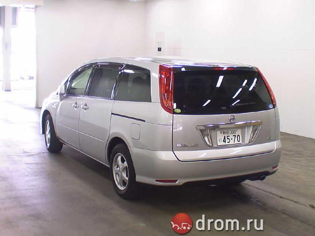 2004 Nissan Presage