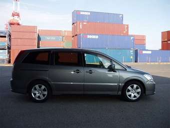 2004 Nissan Presage Pictures