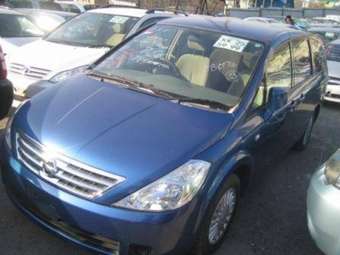 2004 Nissan Presage