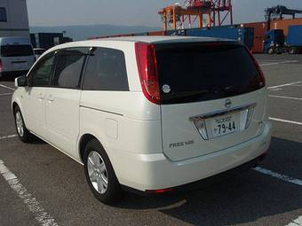 2004 Nissan Presage Pics