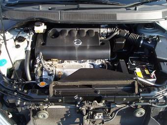 2004 Nissan Presage Images