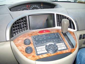2004 Nissan Presage Photos