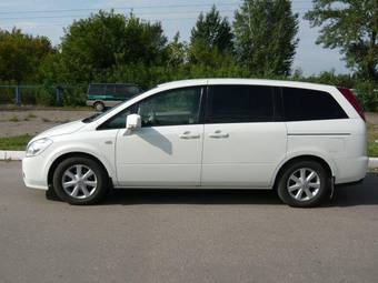 2004 Nissan Presage Pictures