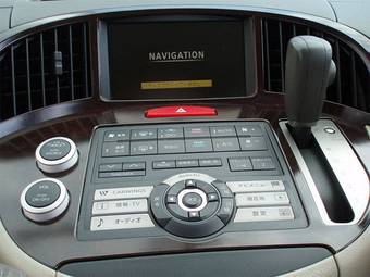 2005 Nissan Presage Photos