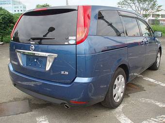 2005 Nissan Presage Pictures