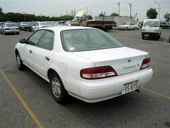 1998 Nissan Presea Photos