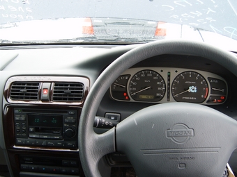 Nissan Presea