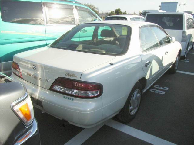 1999 Nissan Presea Pics