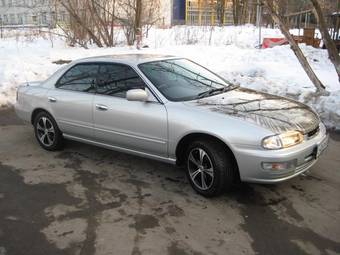1999 Nissan Presea Photos