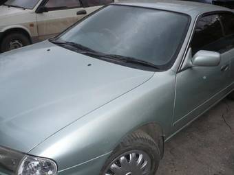 1999 Nissan Presea Pictures