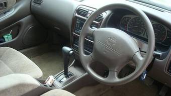 1999 Nissan Presea Pictures