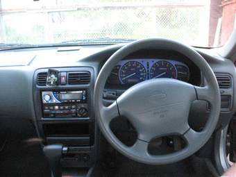 1999 Nissan Presea Images