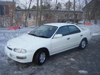 2000 Nissan Presea Photos