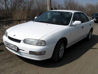 2000 Nissan Presea Pictures