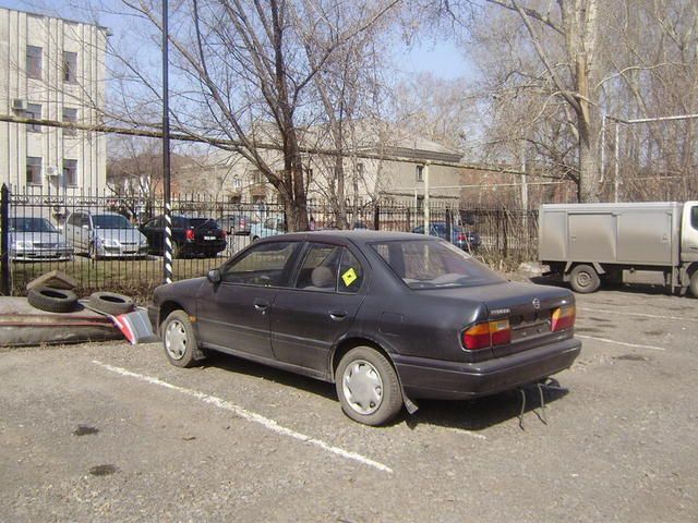 1991 Nissan Primera