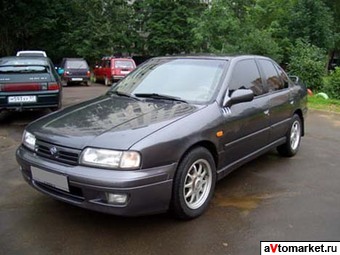 1992 Nissan Primera Pictures