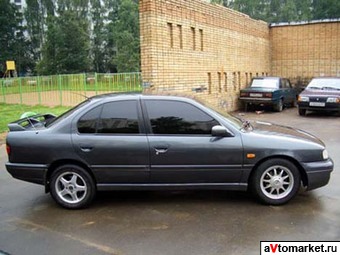 1992 Nissan Primera Pictures
