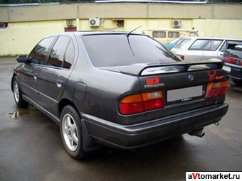 1992 Nissan Primera Photos