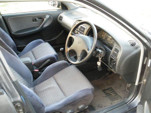 1993 Nissan Primera