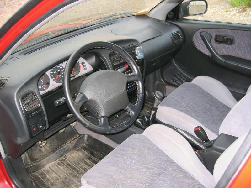 1995 Nissan Primera