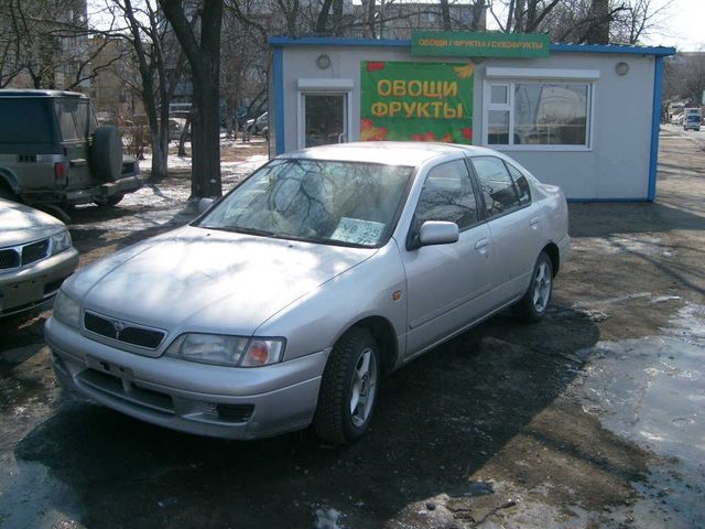 1996 Nissan Primera