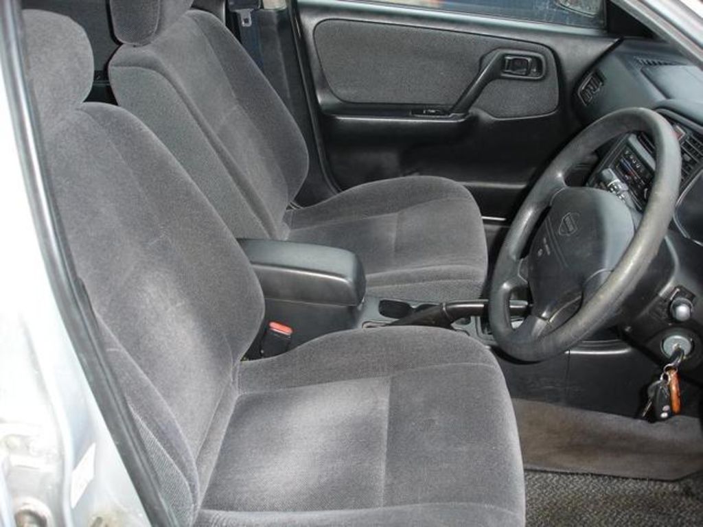 1998 Nissan Primera