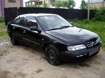 1998 Nissan Primera Pictures