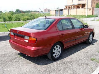 1998 Nissan Primera Pictures