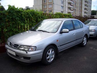 1998 Nissan Primera Pics