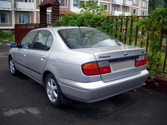 1998 Nissan Primera Pictures