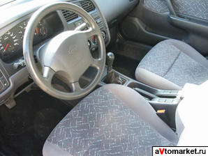 1998 Nissan Primera Pics