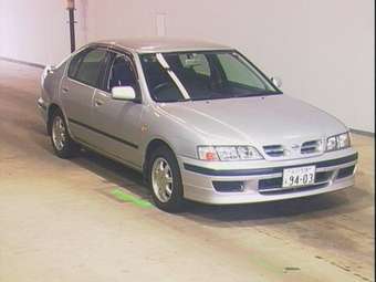 1998 Nissan Primera Pictures